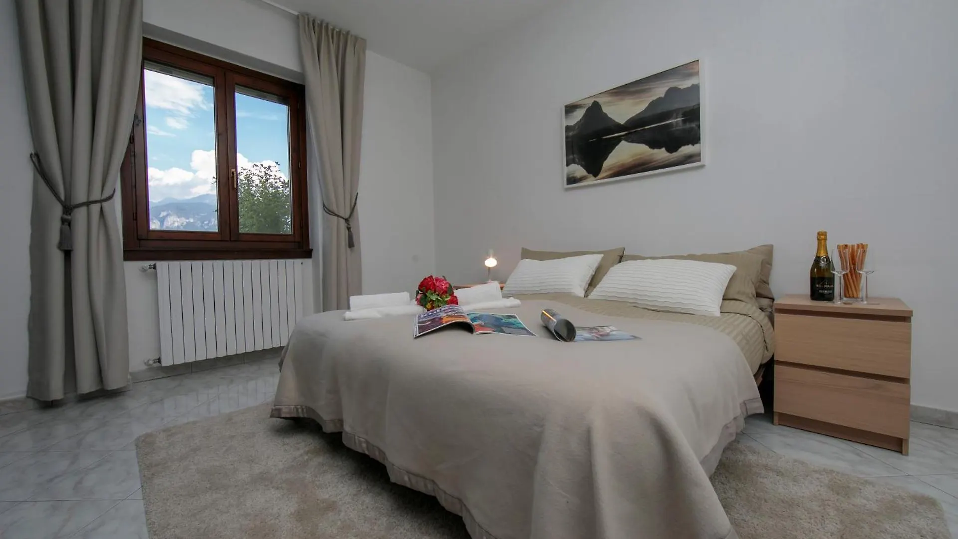Апартаменты Sonenga Panoramic Terrace Менаджо