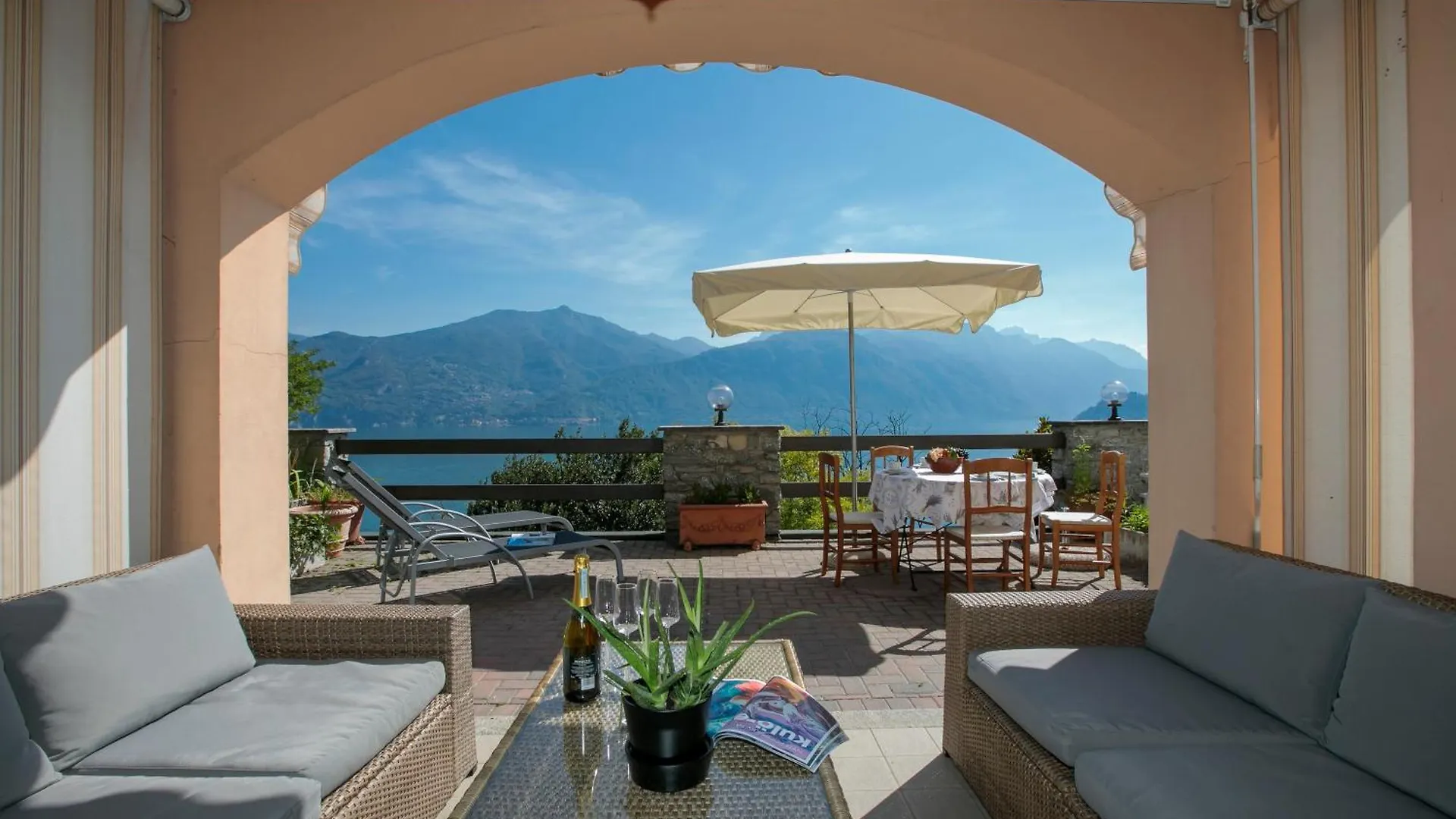 Апартаменты Sonenga Panoramic Terrace Менаджо